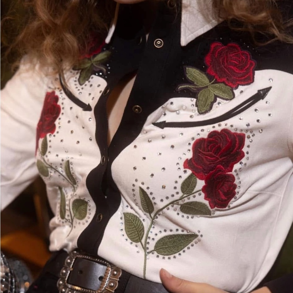Idyllwind Truman Embroidered top